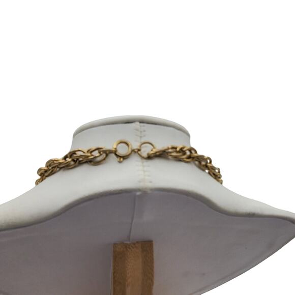 Oval Filigree Pendant Necklace Gold Tone Rope Chain Faux Black Onyx Vintage 70s - Picture 11 of 13